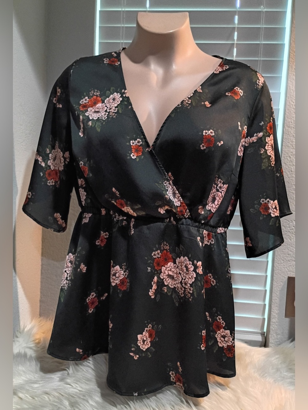 Torrid 2 Women’s 2X Top
